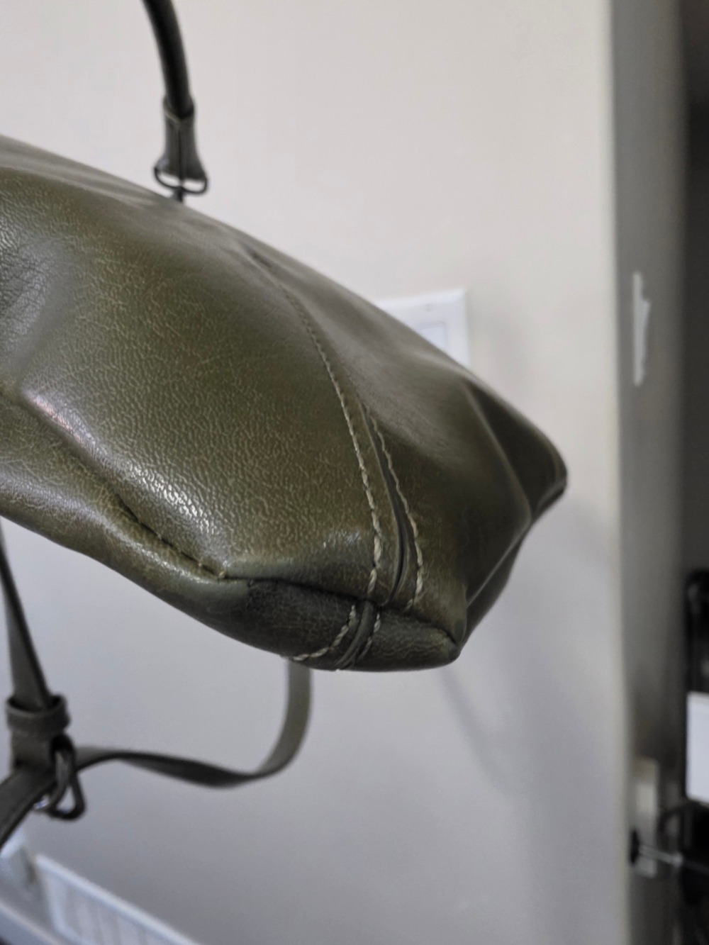 Matt & Nat Olive Green Vegan Leather Crossbody Tote Large - Picture 12 of 13